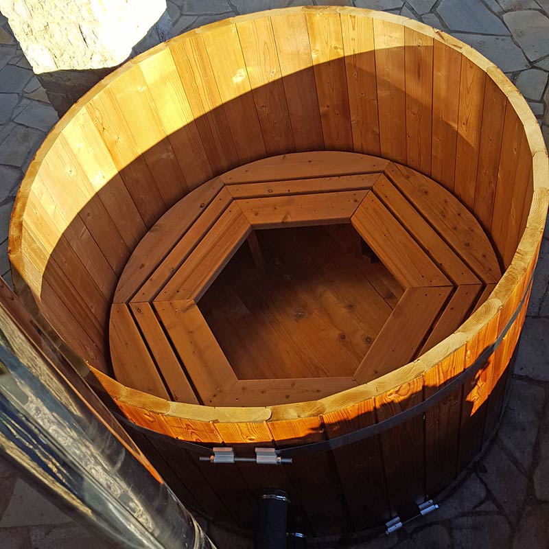 Fjordstamp Kyst - Tidløs badestamp i tre